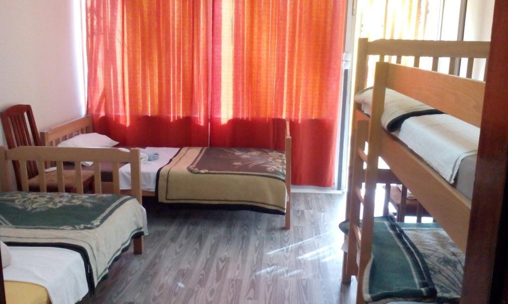 Motel Le Village Скопие Екстериор снимка