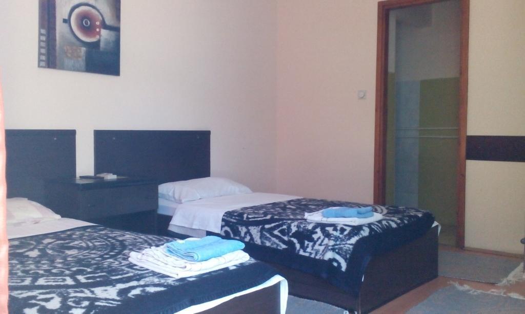 Motel Le Village Скопие Стая снимка